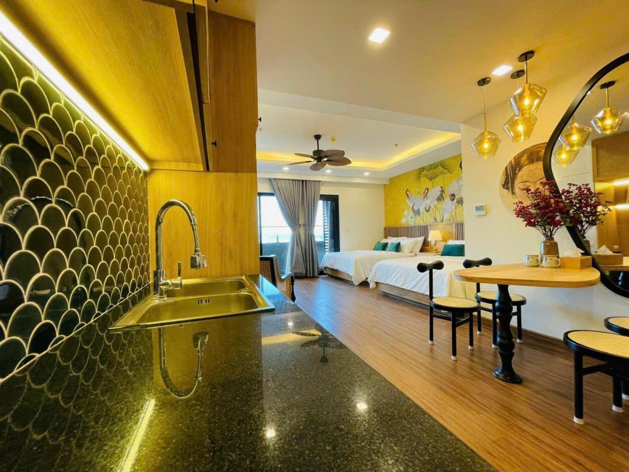 St Apartment - Flc Seatower Куинён Экстерьер фото
